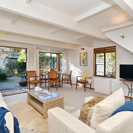 Bristol St - Christchurch Holiday Homes ภายนอก รูปภาพ
