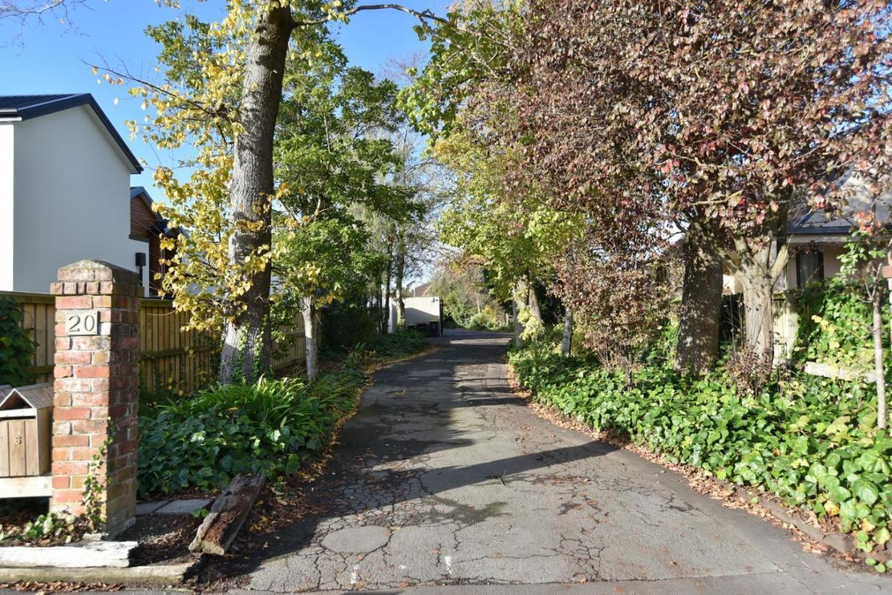 Bristol St - Christchurch Holiday Homes ภายนอก รูปภาพ