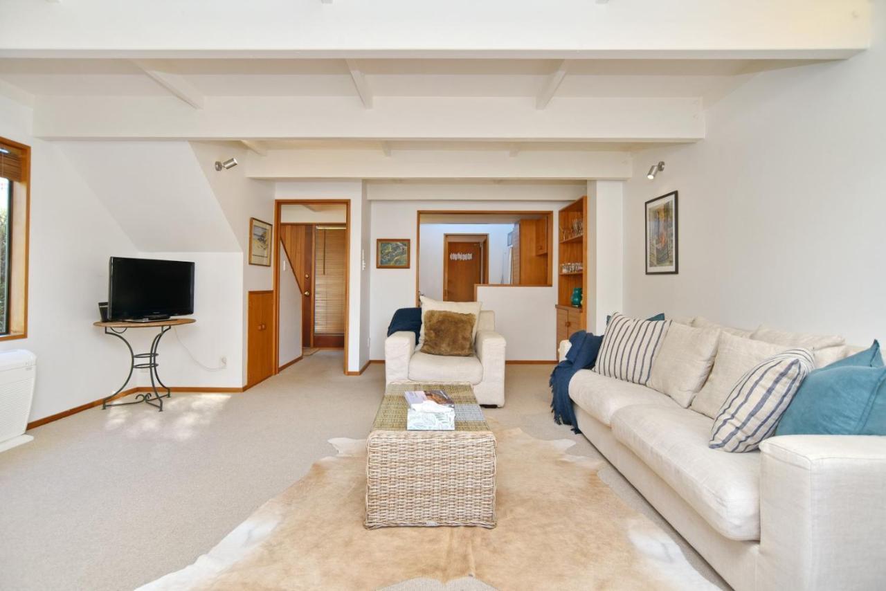 Bristol St - Christchurch Holiday Homes ภายนอก รูปภาพ