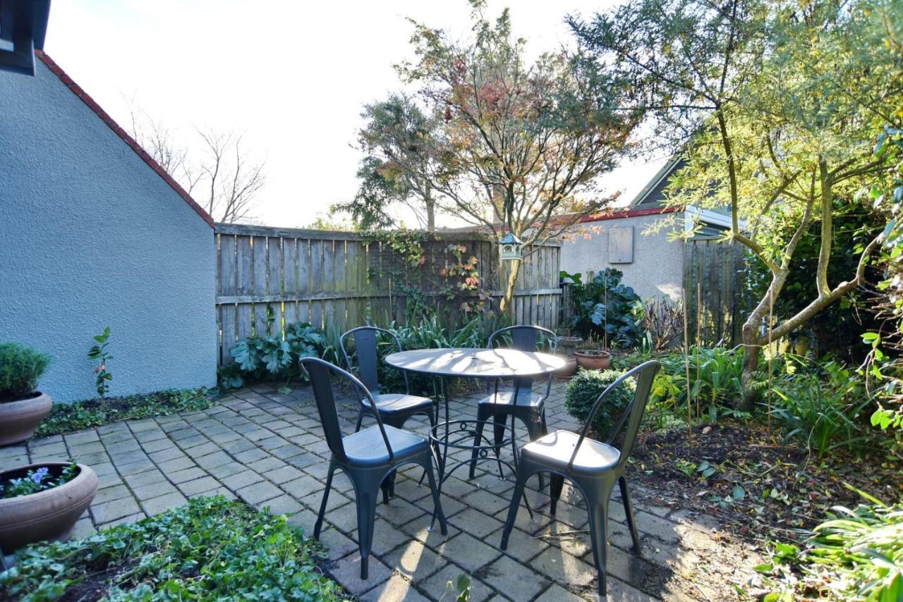 Bristol St - Christchurch Holiday Homes ภายนอก รูปภาพ
