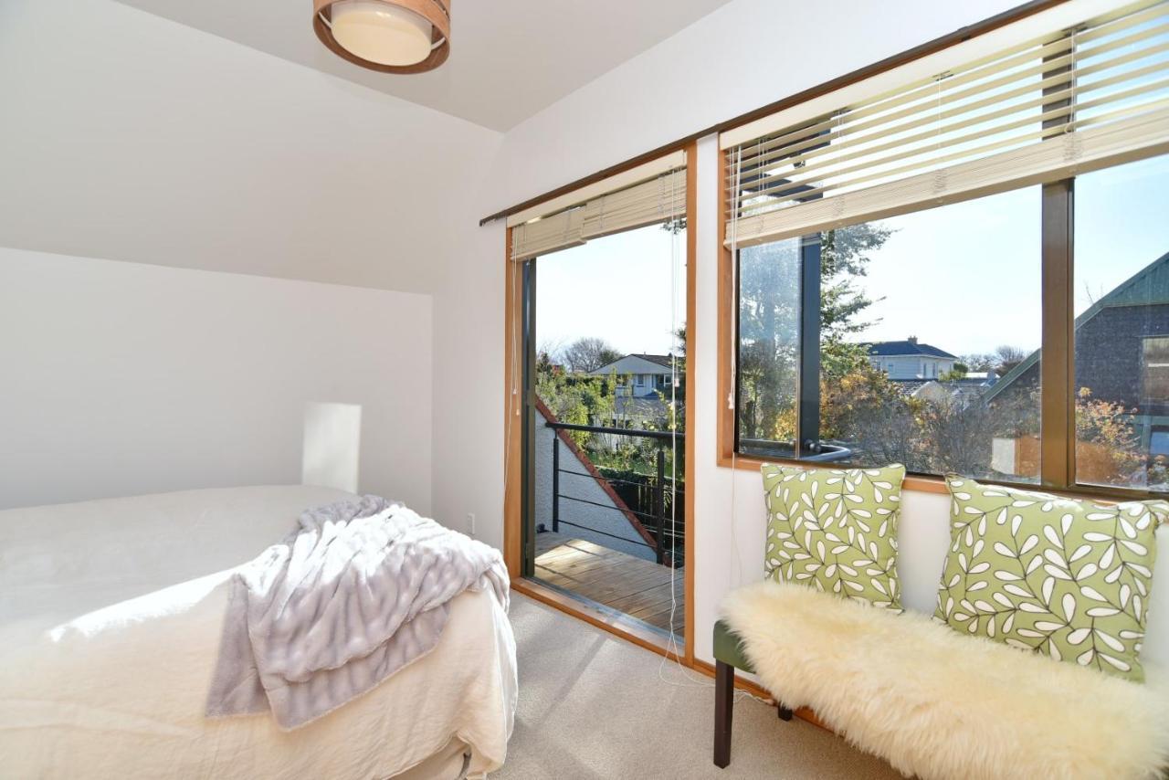 Bristol St - Christchurch Holiday Homes ภายนอก รูปภาพ